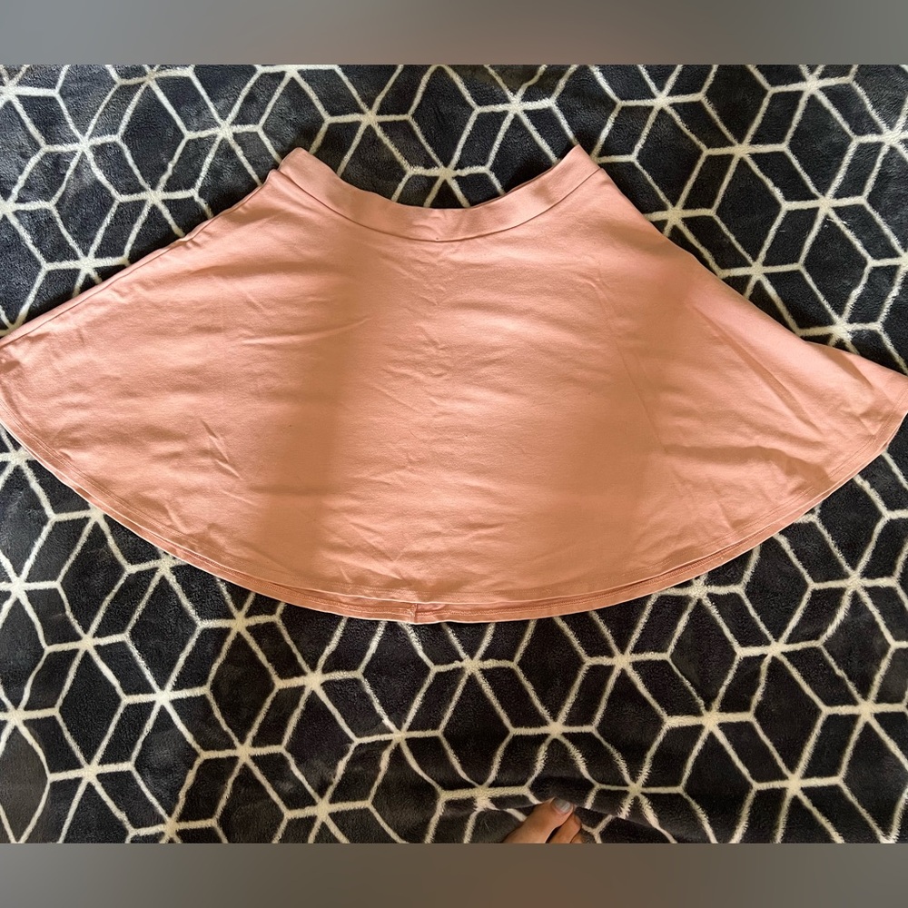 CHARLOTTE RUSSE CIRCLE SKIRT SIZE L